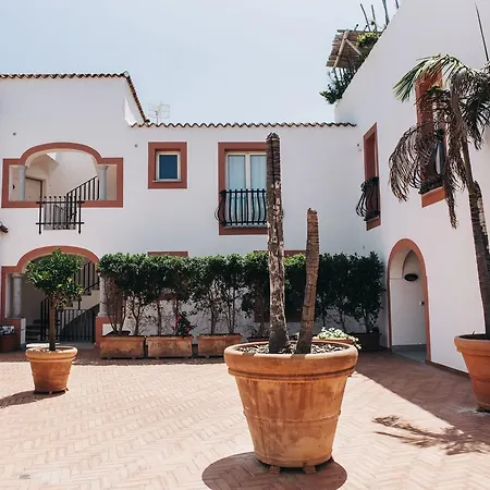 Allegroitalia Porto Cervo Aparthotel 4*